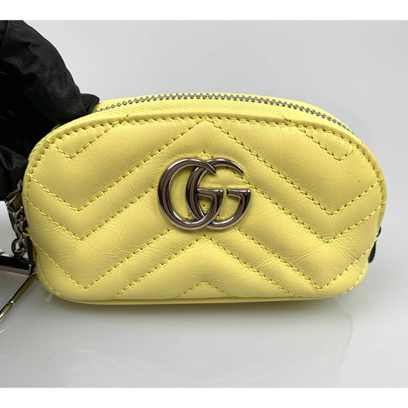 Gucci Handbags - NWT Gucci GG Marmont Cosmetic Case
